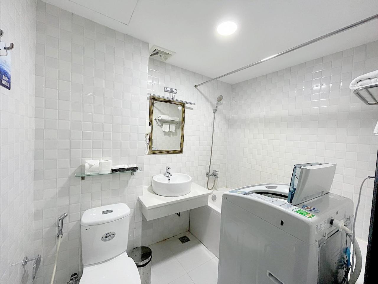 Kosmos Khách sạn hẻo lánh 3*